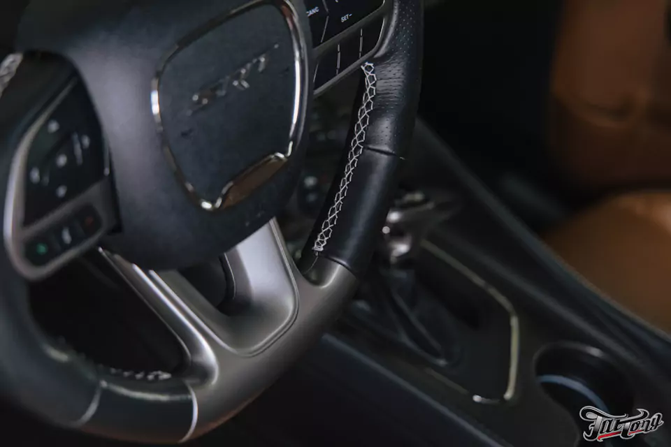Окрас и оклейка бампера, комплекс детейлинг-услуг для Dodge Challenger SRT Hellcat